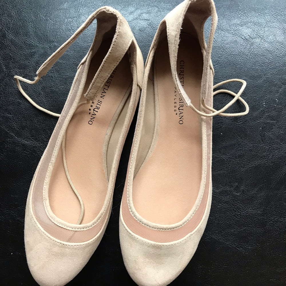 Never worn flats